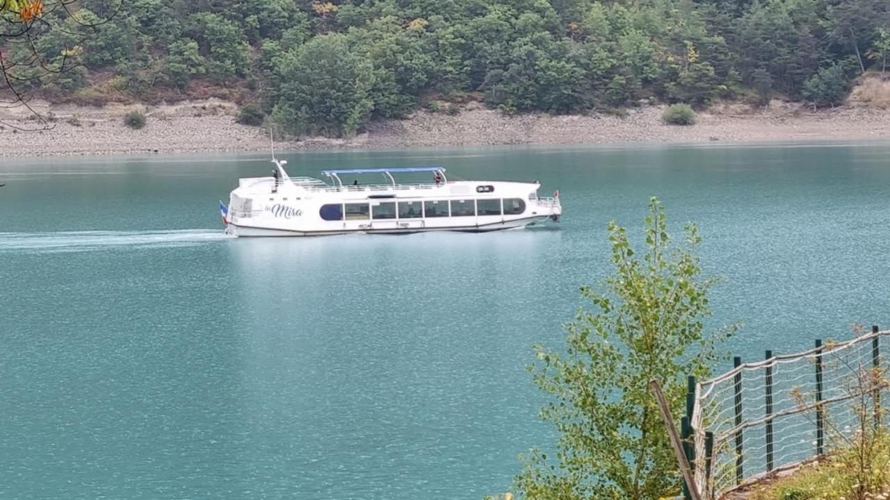 Gite Proche Des Passerelles Et Du Lac De Monteynard Saint-Martin-de-la-Cluze Kültér fotó